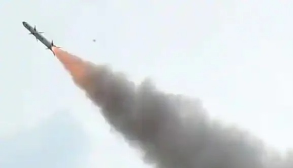 DRDO ने Surface-to-air missile Akash-NG का सफल परीक्षण किया